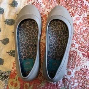 Crocs fleece lined flats